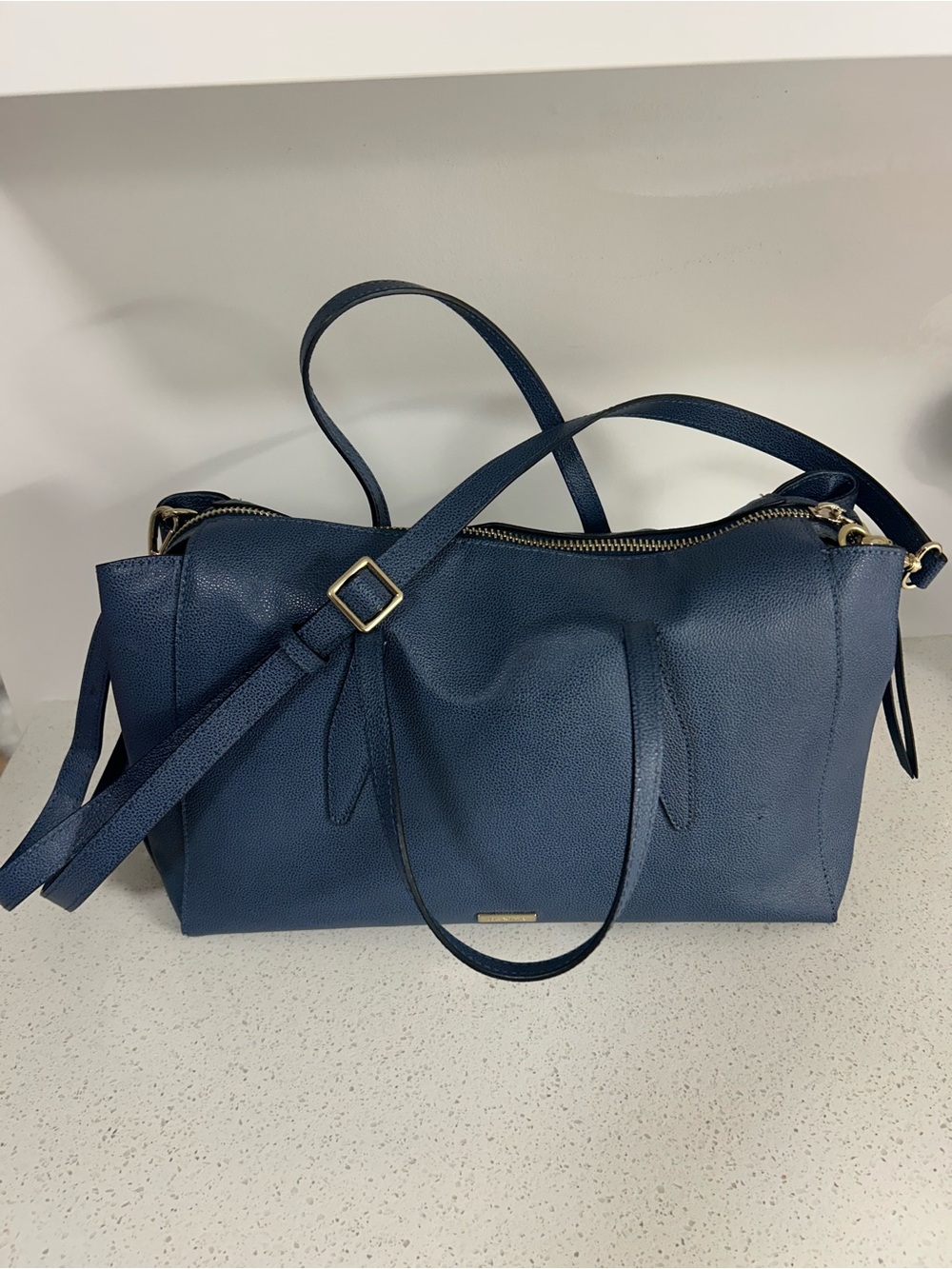 Beautiful DANIER Deep Blue Leather Tote Shoulder Bag with silver Accents❤️